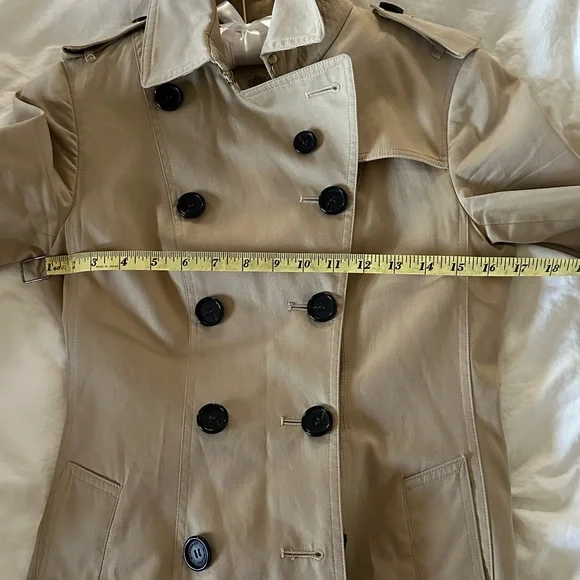 Burberry The Sandringham Double-Breasted Trench Coat US 4 - Picture 8 of 13